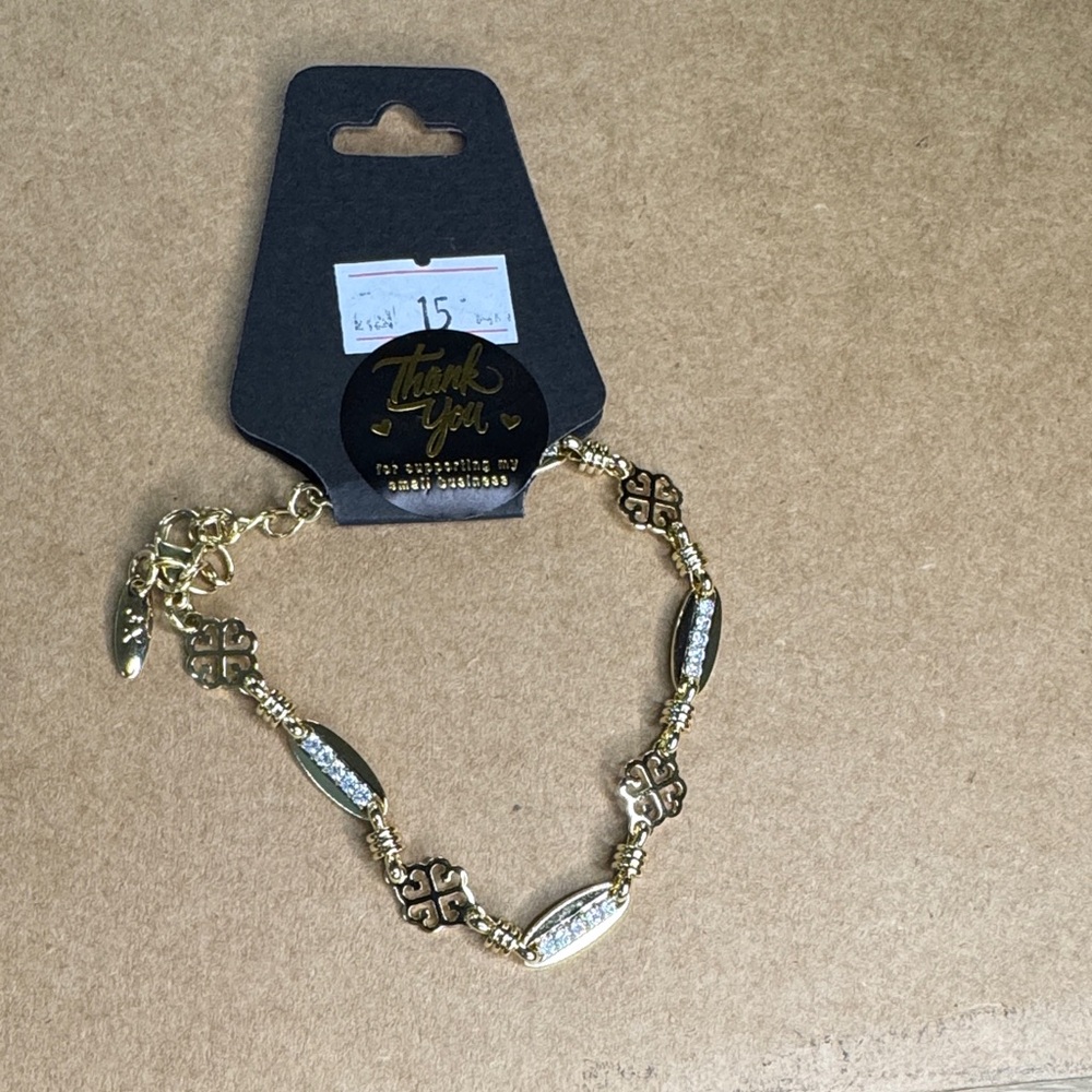 Gold Plated Delicate Bracelet with Crystal Details | Dainty Elegant Jewelry